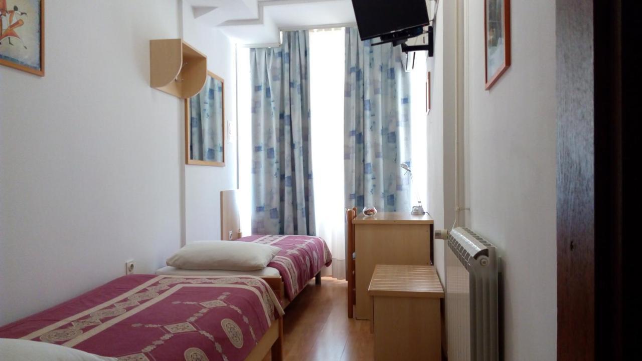 Accomodation Pertout Нова-Горица Экстерьер фото